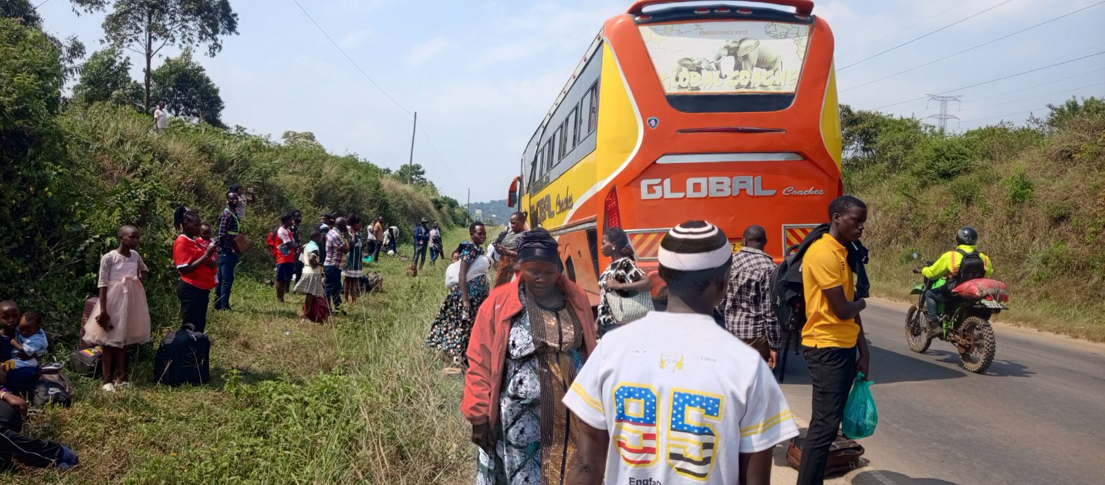 Global Bus, UAZ 247E, Buyaaya, road incident, bus accident, traffic news, Uganda transport, passenger safety