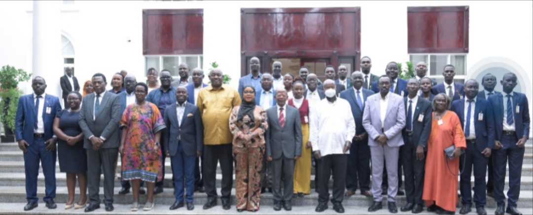 President Yoweri Kaguta Museveni meets medical interns and Uganda Medical Association leaders at State House Entebbe to discuss health workers’ welfare and the proposed Shs125 billion SACCO fund.