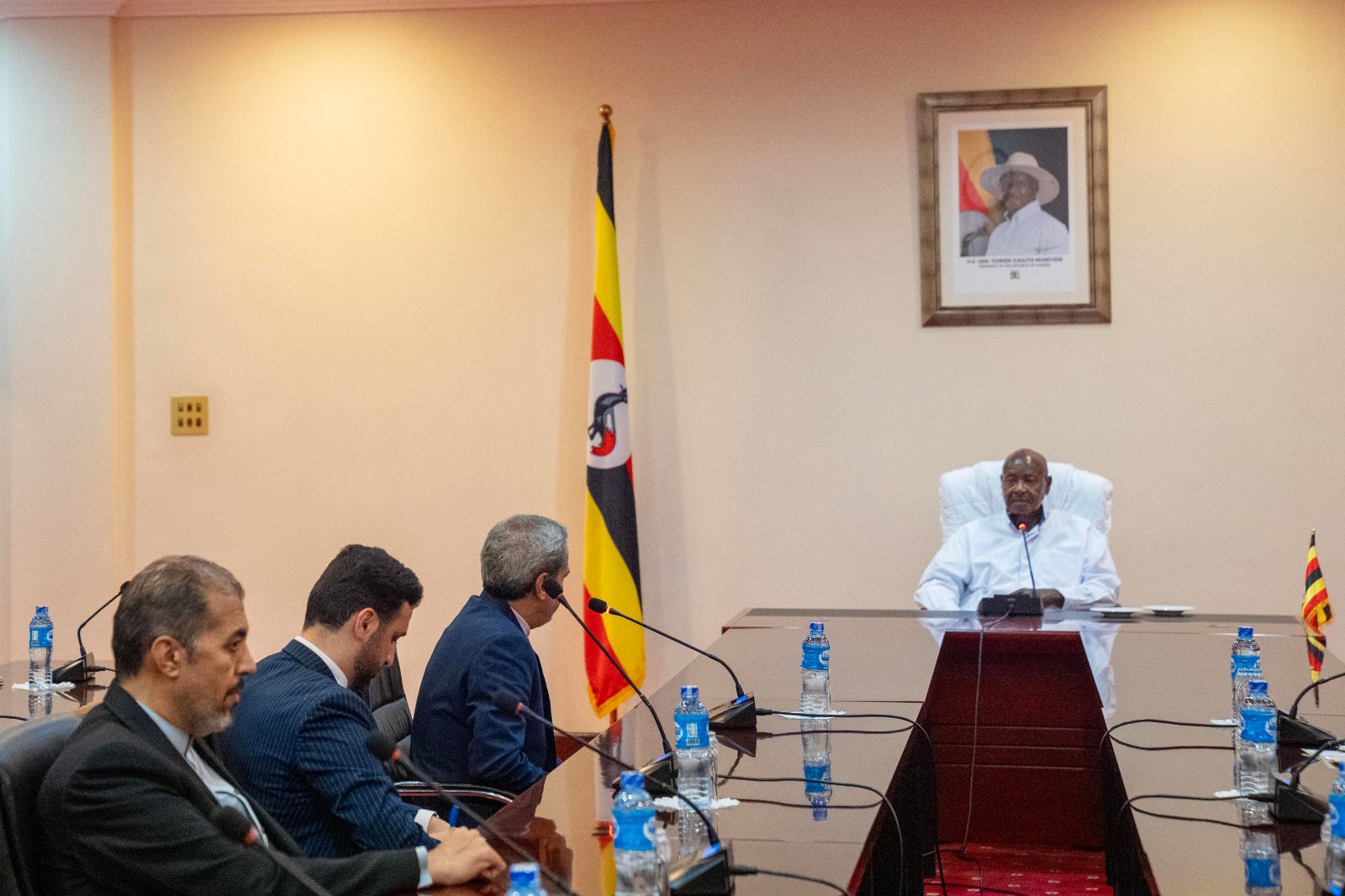 President Yoweri Kaguta Museveni poses for a group photograph with an Egyptian investment delegation led by Uganda’s Deputy Ambassador to Egypt, Lt. Gen. Charles Angina, at State House Entebbe.